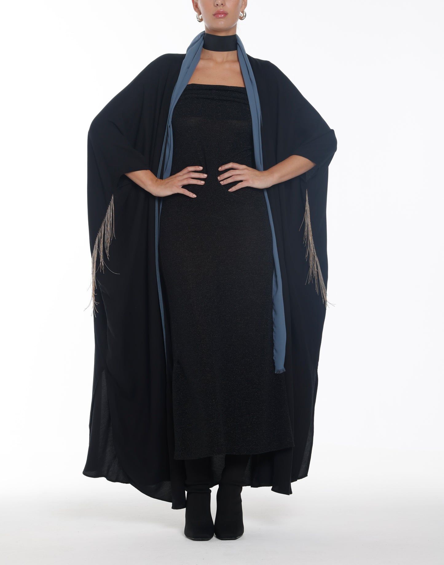 Black-Chain Accented Bisht Abaya