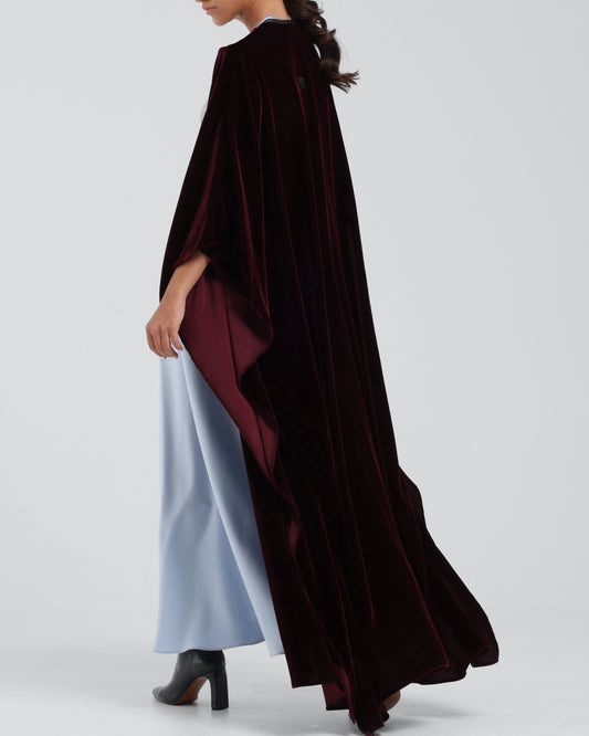 Lutia Maroon Bisht