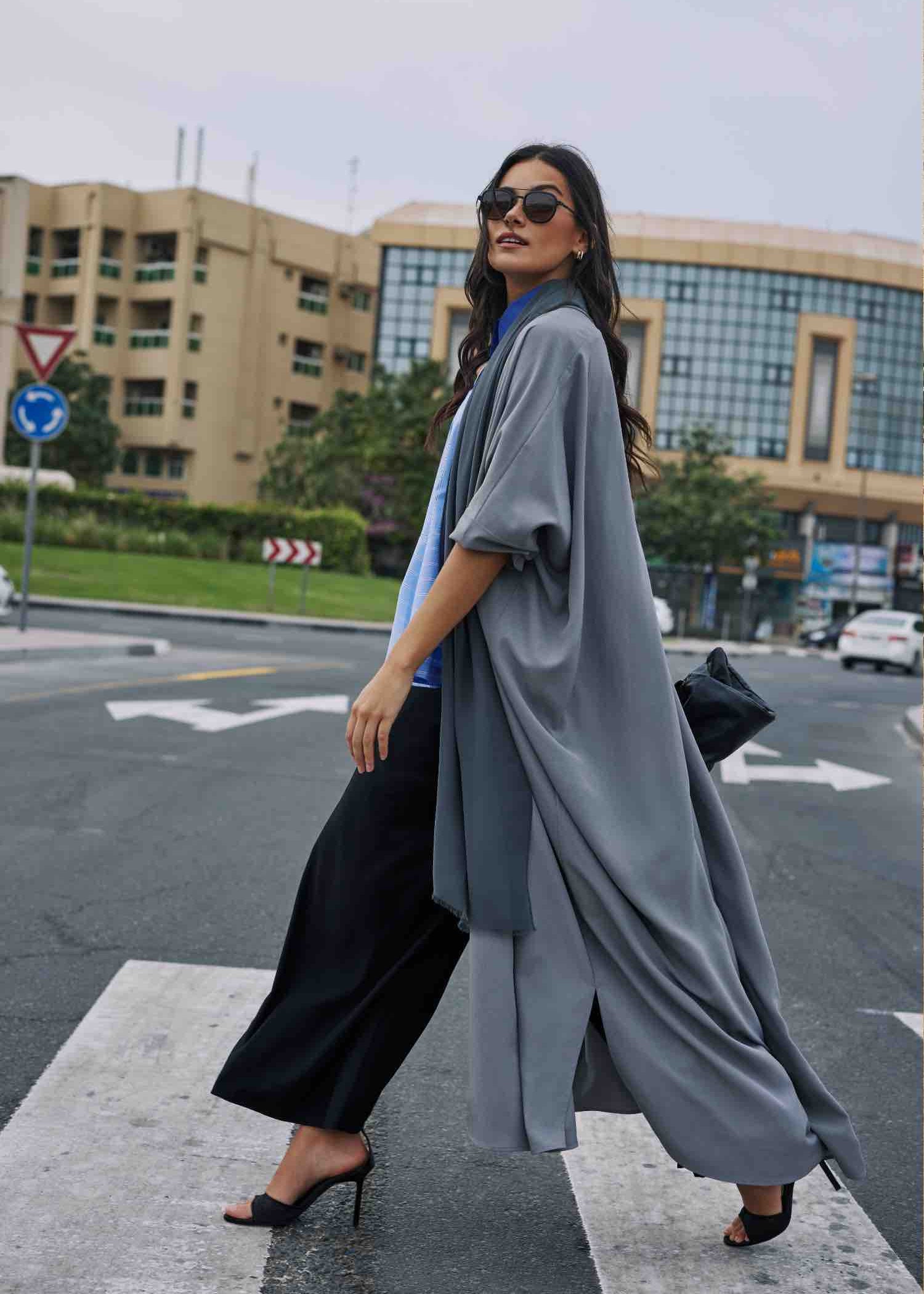 Classic Bisht Abaya - Grey